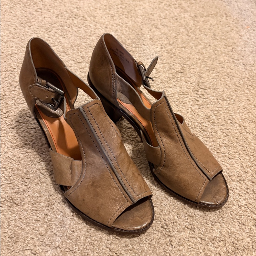 Trask Olive Tan Peep-Toe Heels